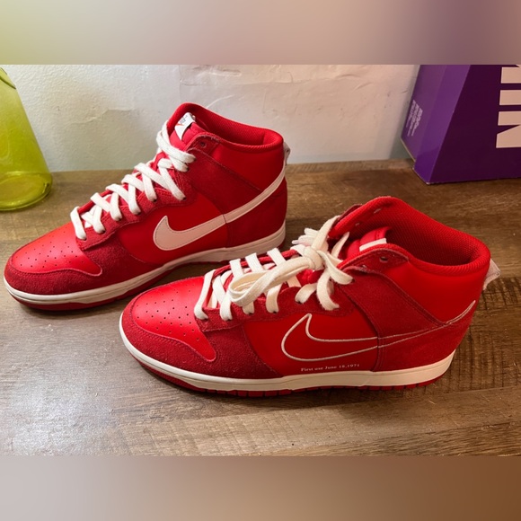 Nike Dunk High ‘First Use’ Red - Picture 3 of 9